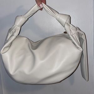 NWT. Express White Handbag.